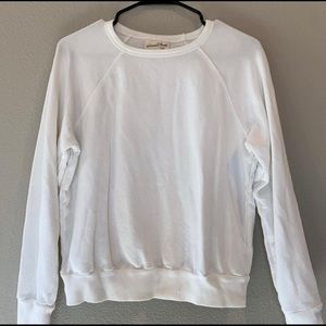 Light weight crew neck sweater